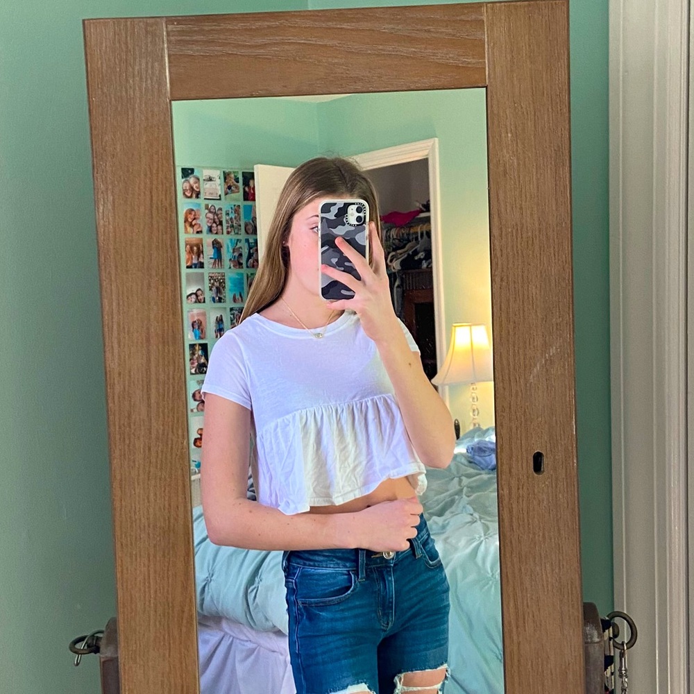white ruffle pacsun crop top🤍